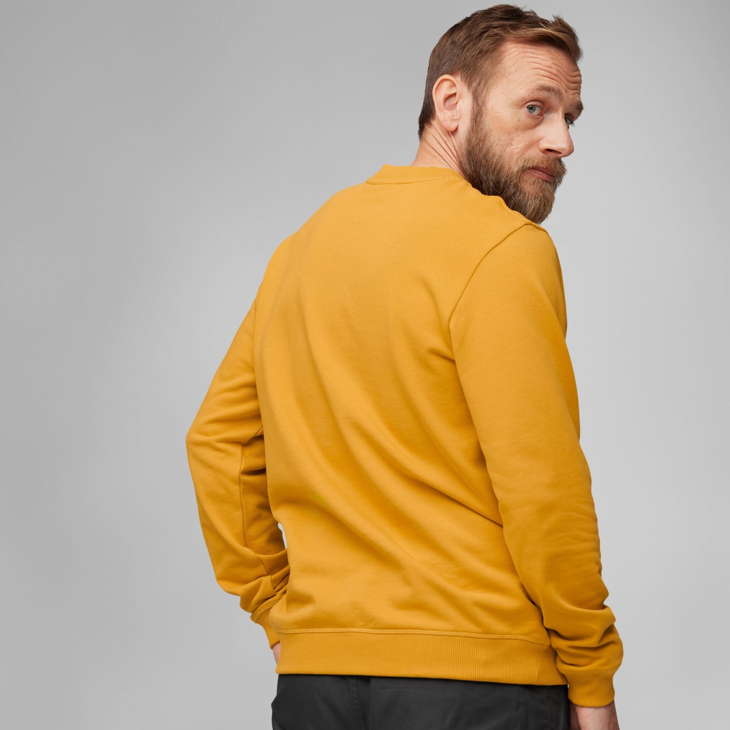 1960 LOGO BADGE SWEATER M - US 7539