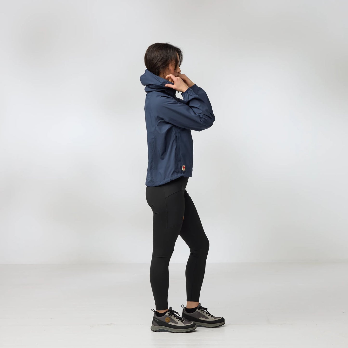 HIGH COAST SHORT WIND HOODIE W - US 8543